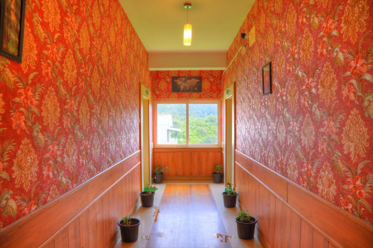 Hotel Jk Grand Yercaud Bagian luar foto
