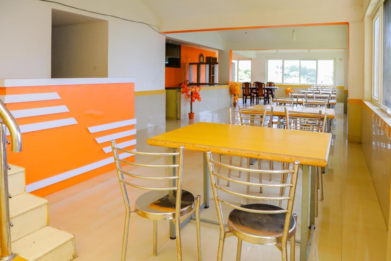 Hotel Jk Grand Yercaud Bagian luar foto